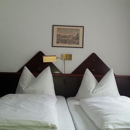 Hotel Corona Francfort-sur-le-Main Extérieur photo
